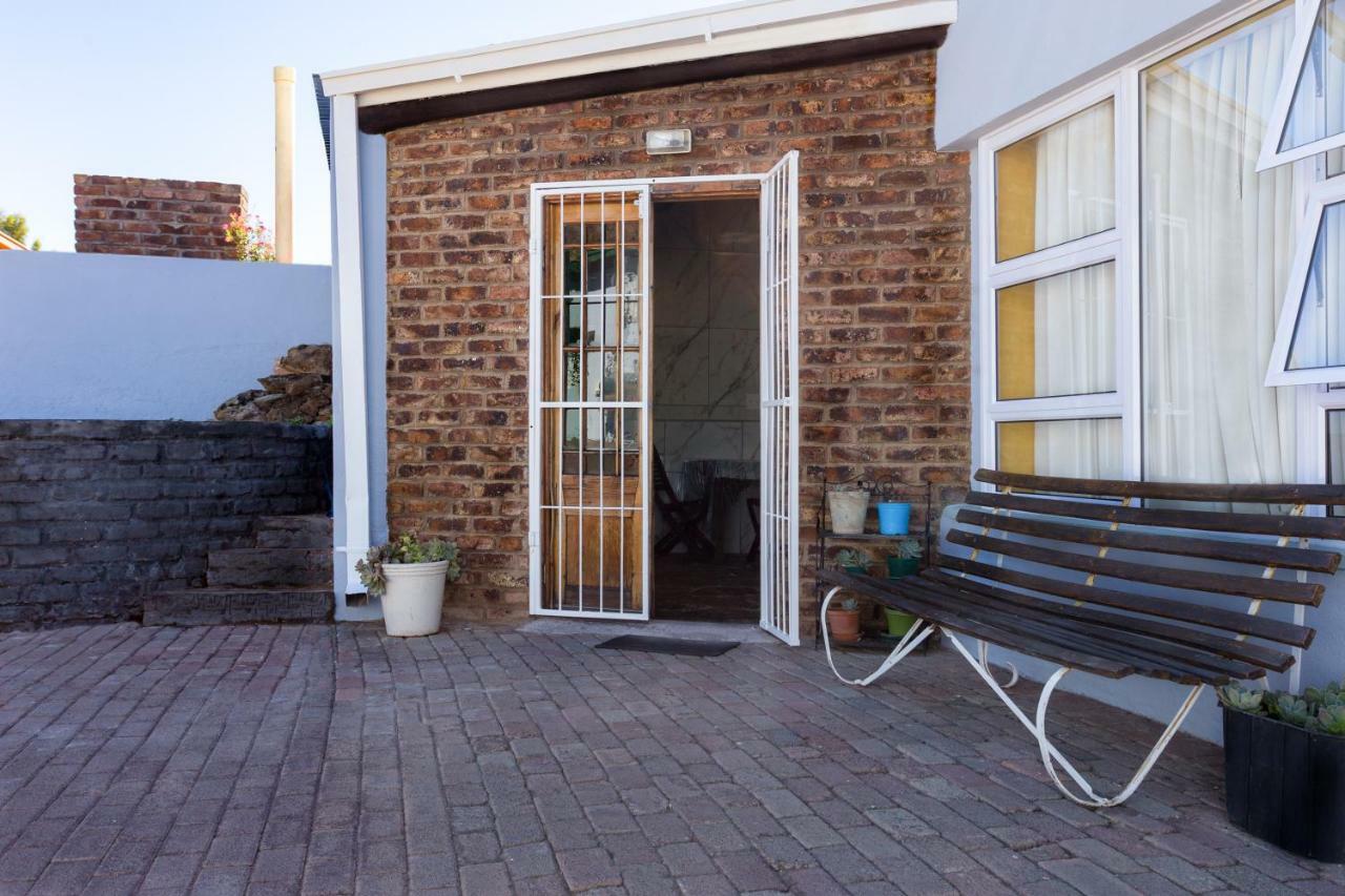 La La Dathel Guesthouse Colesberg Eksteriør bilde