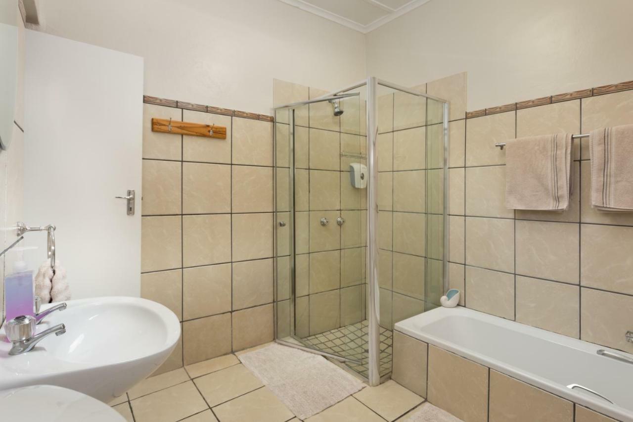La La Dathel Guesthouse Colesberg Eksteriør bilde